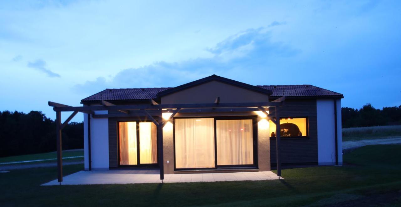 Steirerloft Apartment Sankt Peter am Ottersbach Екстериор снимка